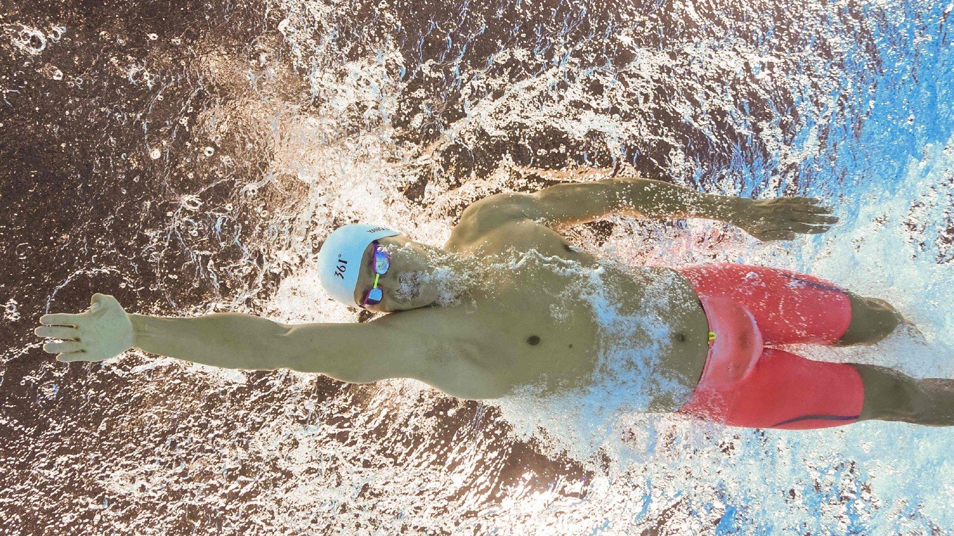 电竞产业蓬勃发展,全球总决赛创收视新高,职业选手收入突破千万