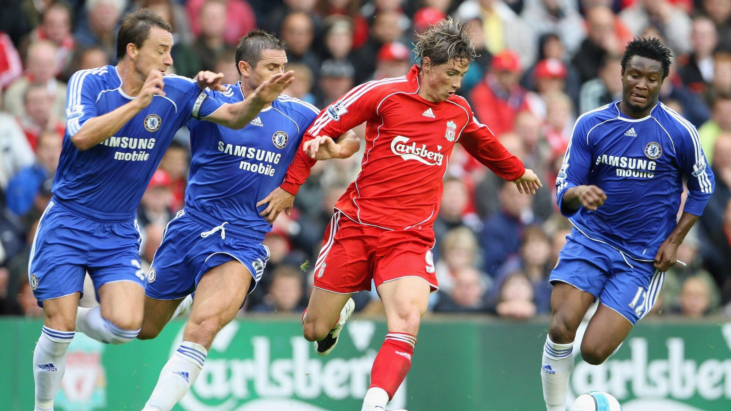 球迷文化塑造赛场灵魂,从助威到社区,体育精神的多元表达